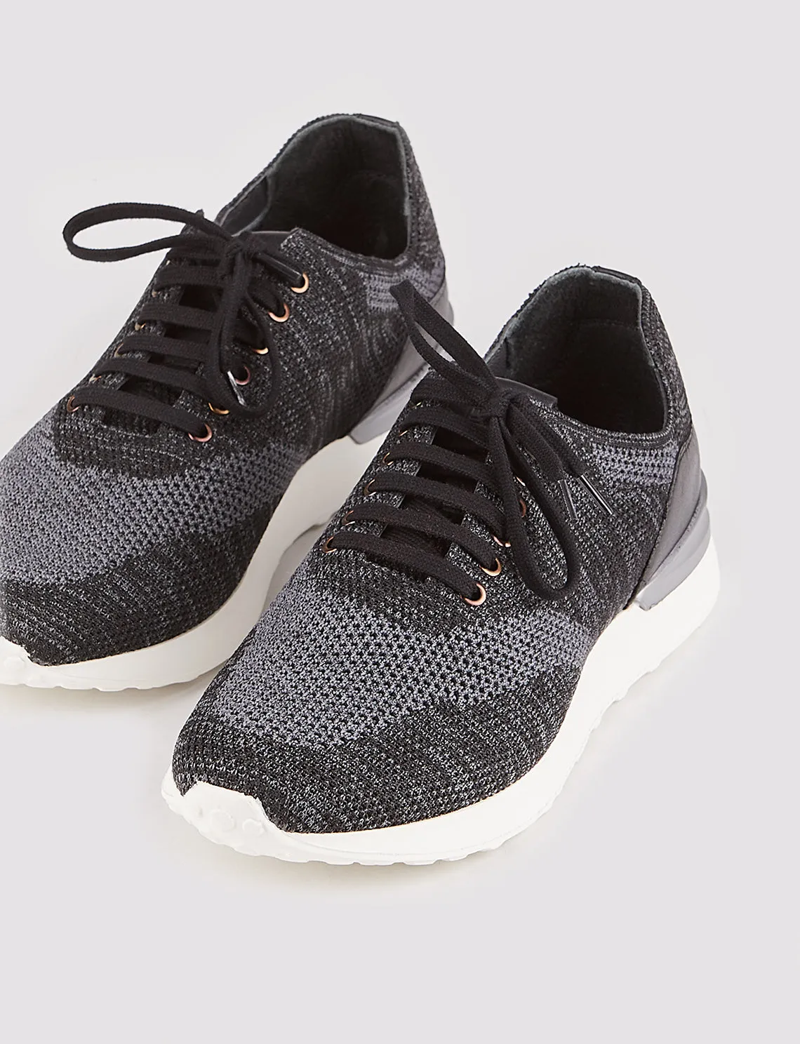 Men Dark Gray Lace Up Knit Sneakers