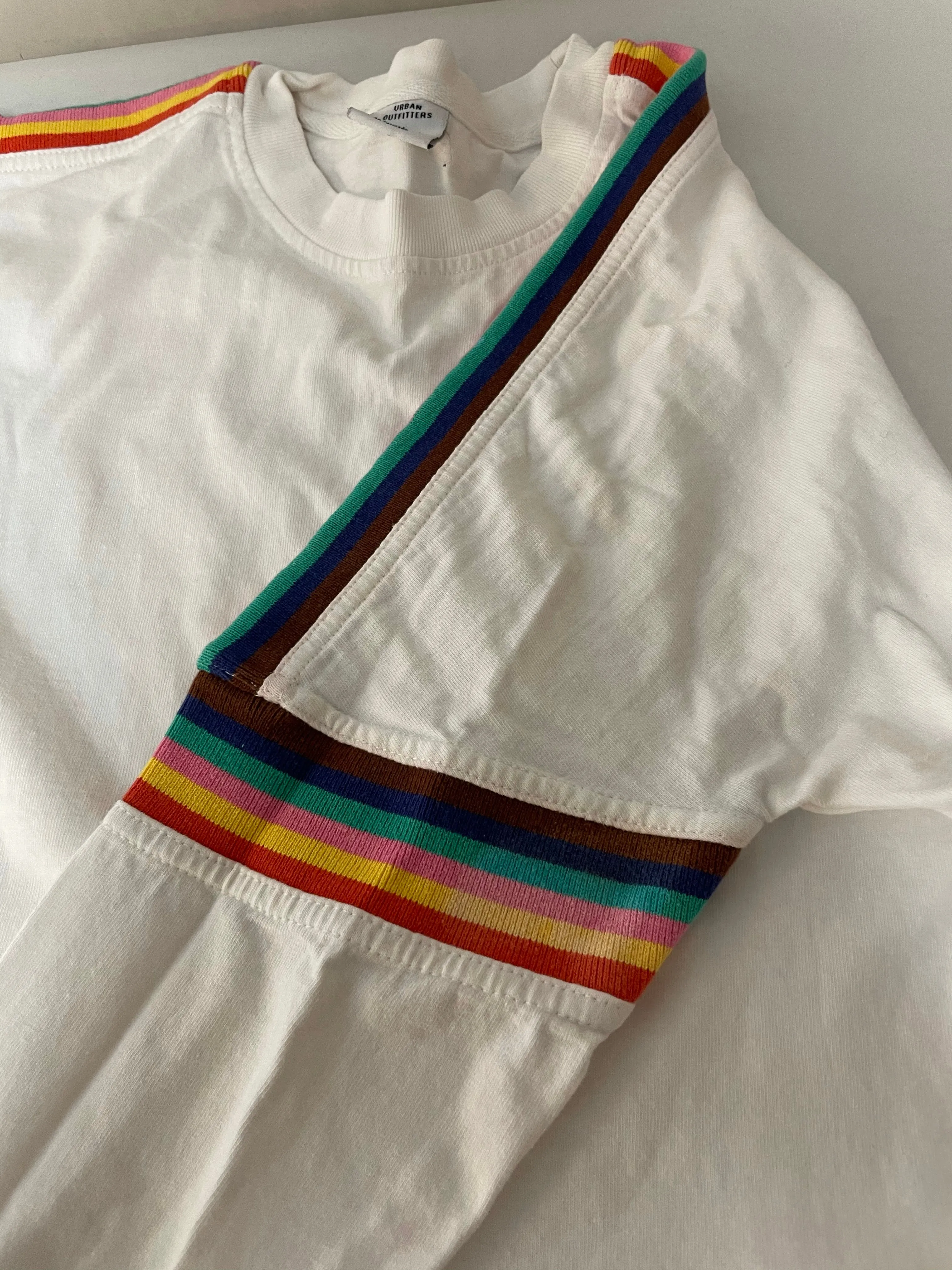 Womens Small Petite URBAN Outfitters White TShirt Long Sleeves Cropped Rainbow Band